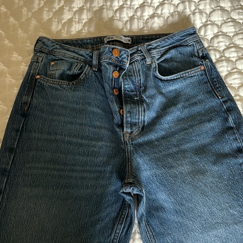 Zara Front Button Slit Jeans